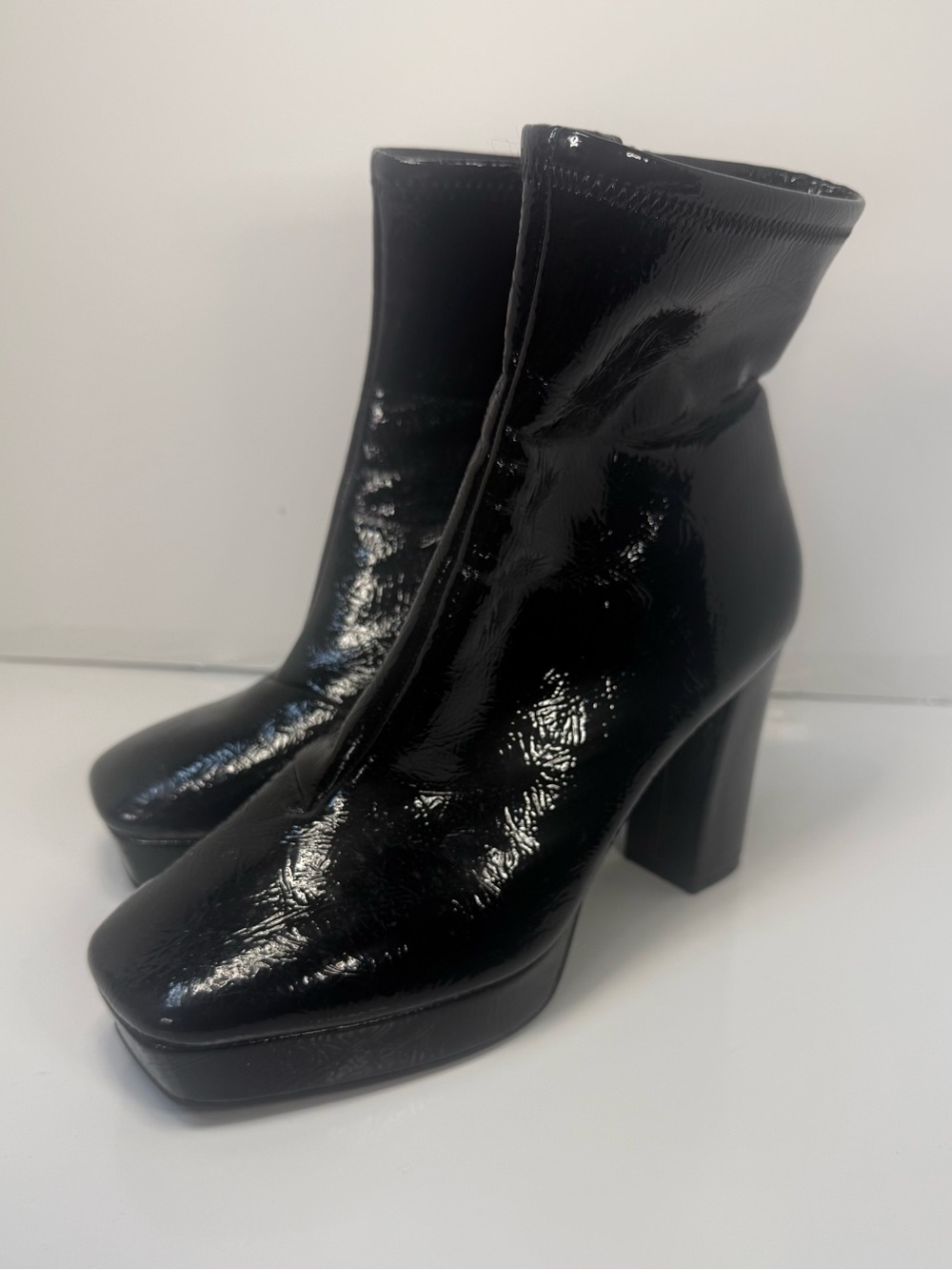 Impo Black Patent Ovaida Block Heel Platform 4" Ankle Boots Size 8 Goth Grunge